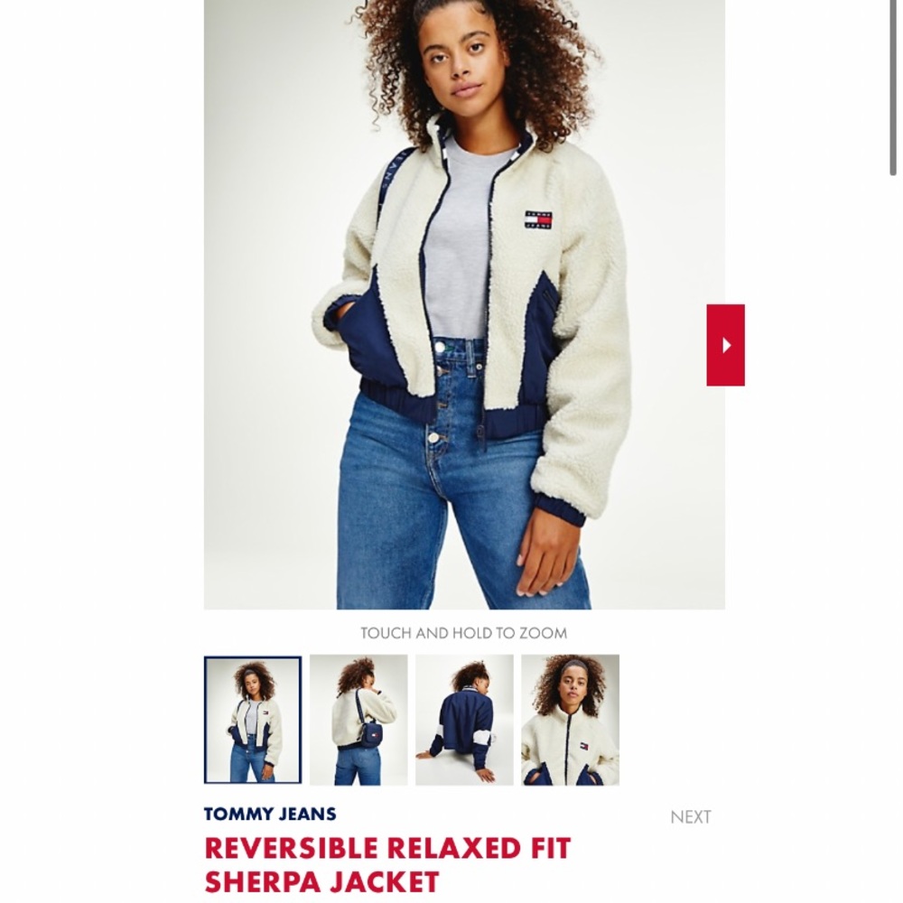 TOMMY JEANS
REVERSIBLE RELAXED FIT SHERPA JACKET